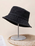 Black bucket hat